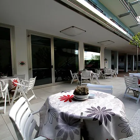 Capri Hotel 3*