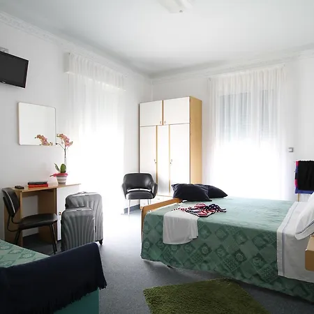 Hotel Capri 3*