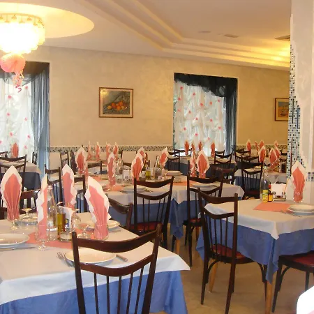 Hotel Capri 3*
